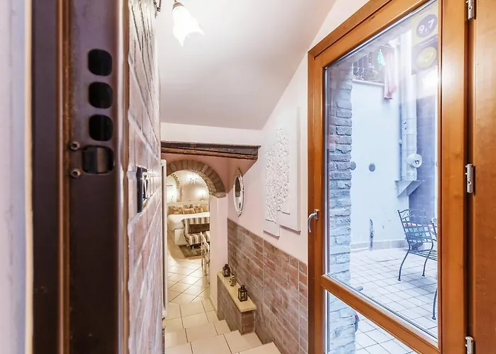 Nell'antico Ghetto Ebraico * فيرّارا