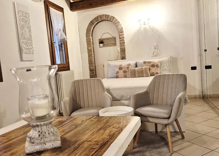 Nell'antico Ghetto Ebraico فيرّارا