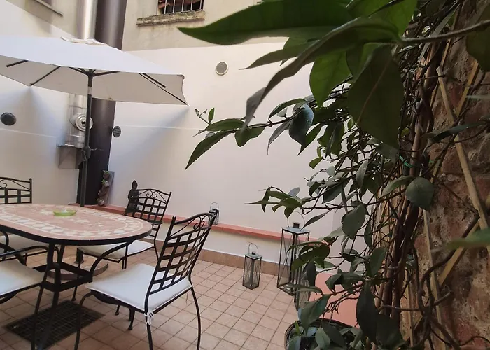 Nell'antico Ghetto Ebraico * فيرّارا